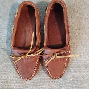 Minnetonka Moccasin Women's Soft Leather Loafers Sz-6